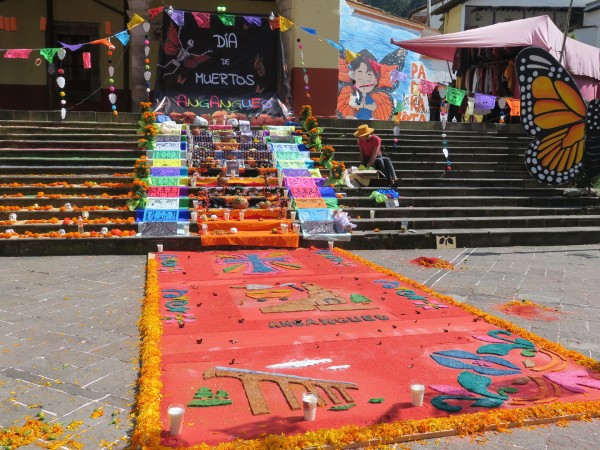 Day of the Dead ofrenda